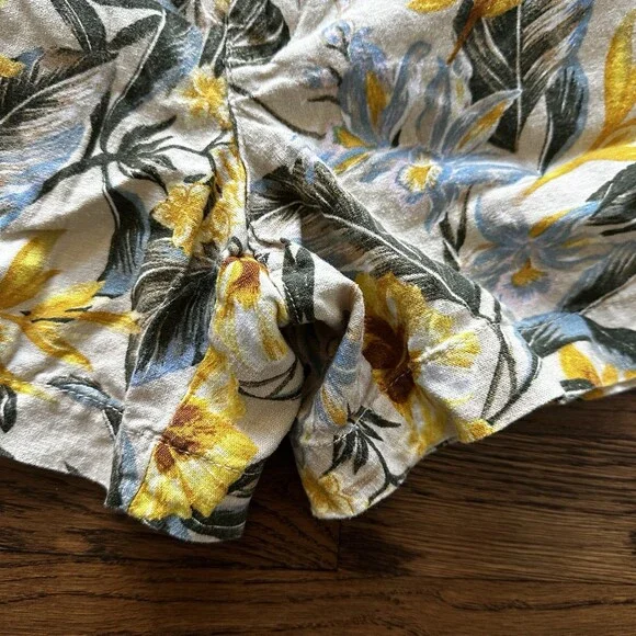Old Navy Everyday Shorts Yellow Tropical Print Linen Rayon Mid Rise Zip Fly 8 - Picture 5 of 17